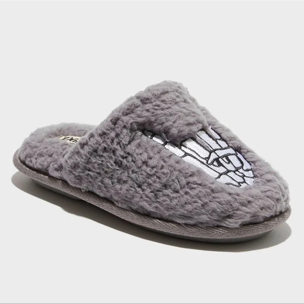 dluxe by dearfoams Kids' Skeleton Peace Sign Slide Slippers‎ - Gray 11-12